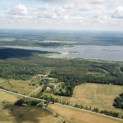 Burtnieku pagasta A.Vētras zvejnieka saimniecība MELDRI A.V. - saimniecību bildes